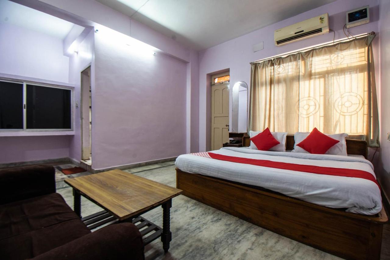 Oyo 29792 Piyush Hajipur Hotel Exterior photo
